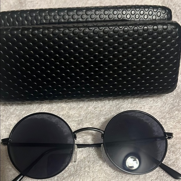 Helium Paris Round Black Sunglasses and Case - Picture 3 of 7